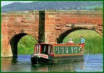 narrowboat holidays